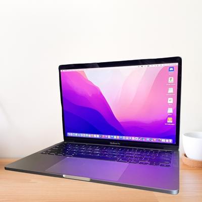 macbook pro 13 inch 2022